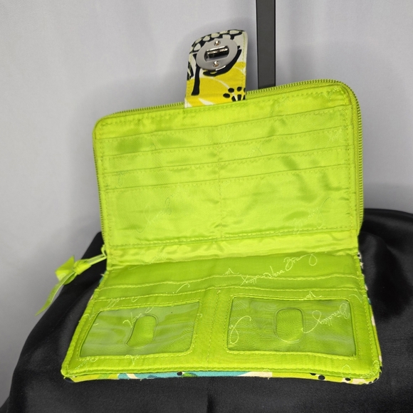 Vera Bradley "Limes Up" Turn Lock Wallet - Picture 4 of 5